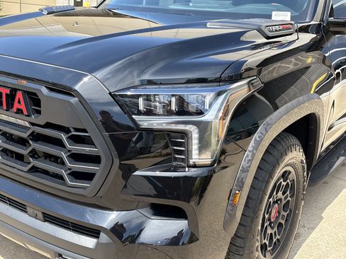 Used 2025 Toyota Sequoia TRD Pro w/ Tow Technology Package AWD/4WD image 6