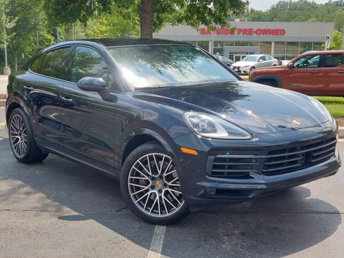 Used 2023 Porsche Cayenne Platinum Edition AWD/4WD image 2