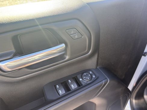 Used 2024 GMC Sierra 1500 Pro w/ Pro Value Package image 11