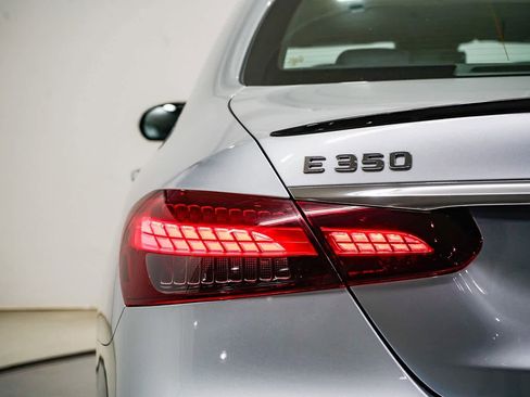Used 2022 Mercedes-Benz E 350 E 350 image 9