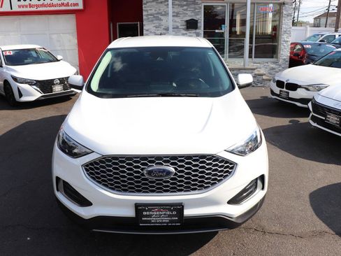 Used 2024 Ford Edge SEL AWD/4WD image 9