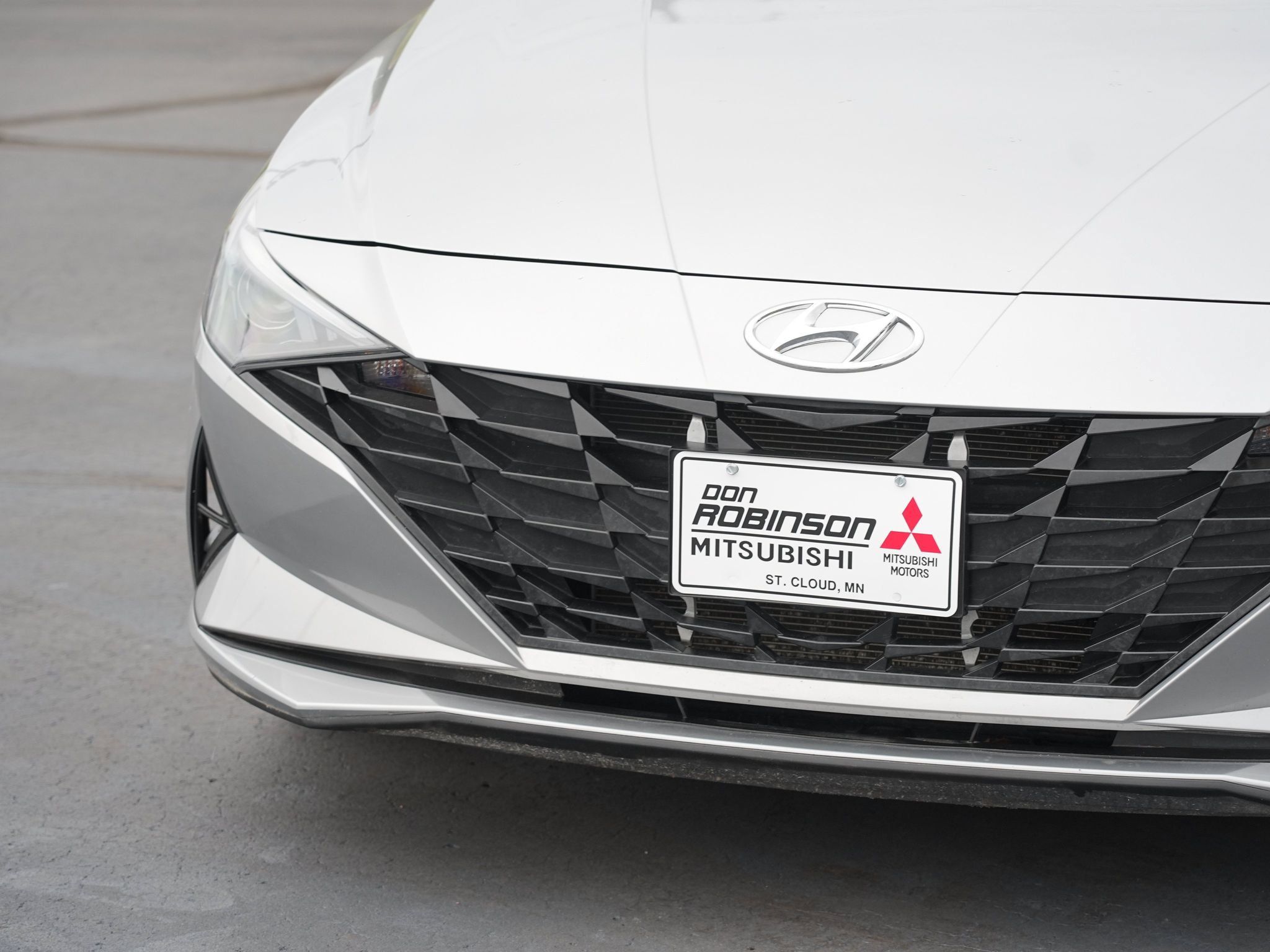 Used 2021 Hyundai Elantra SE FWD image 10