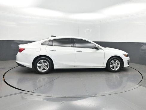 Used 2024 Chevrolet Malibu LS image 30