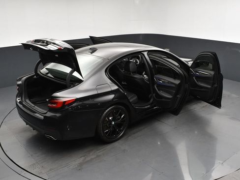Used 2021 BMW 540i w/ M Sport Package RWD image 25