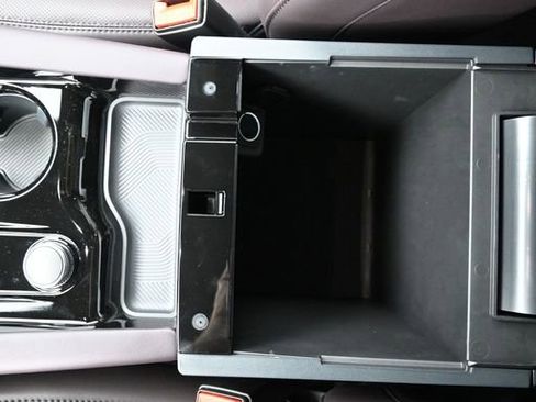 New 2026 Ford Explorer Platinum image 36