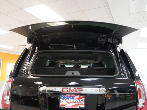 Used 2017 GMC Yukon Denali w/ Open Road Package AWD/4WD image 10