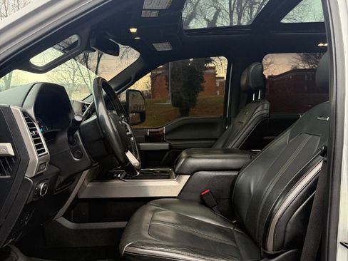 Used 2017 Ford F250 Platinum w/ Platinum Ultimate Package image 18