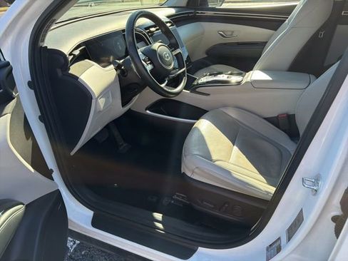 Used 2024 Hyundai Tucson Limited image 28
