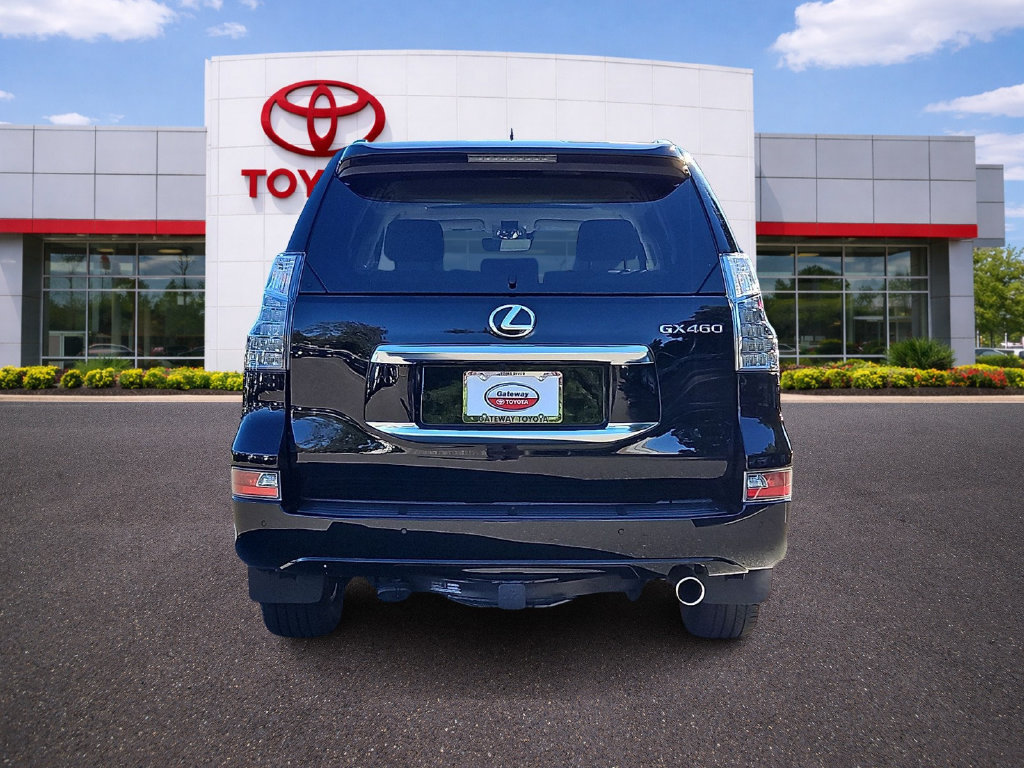Used 2023 Lexus GX 460 Premium w/ Premium Package AWD/4WD image 6