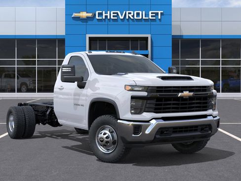 New 2025 Chevrolet Silverado 3500 W/T w/ WT Convenience Package AWD/4WD image 38