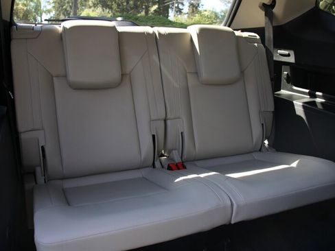 Used 2018 Volkswagen Atlas SEL AWD/4WD image 19