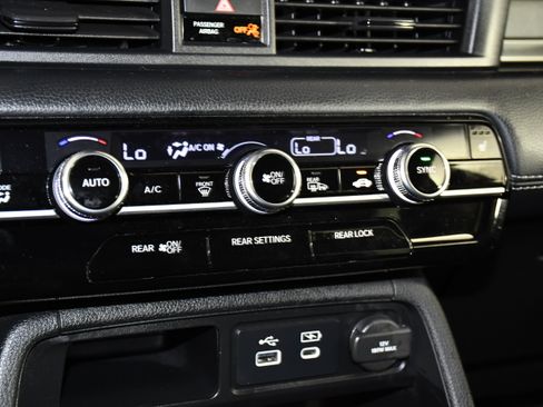 Certified 2025 Honda Pilot EX-L image 28