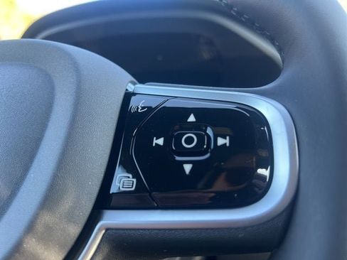 New 2026 Volvo XC60 B5 Plus w/ Protection Package Premier AWD/4WD image 27