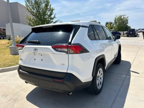 Used 2025 Toyota RAV4 LE FWD image 3