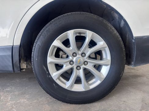Used 2018 Chevrolet Equinox LS FWD image 14