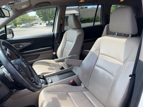 Used 2017 Honda Pilot Elite image 17