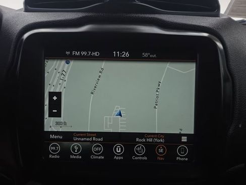 Used 2019 Jeep Renegade Limited w/ UConnect 8.4 Nav Group image 23