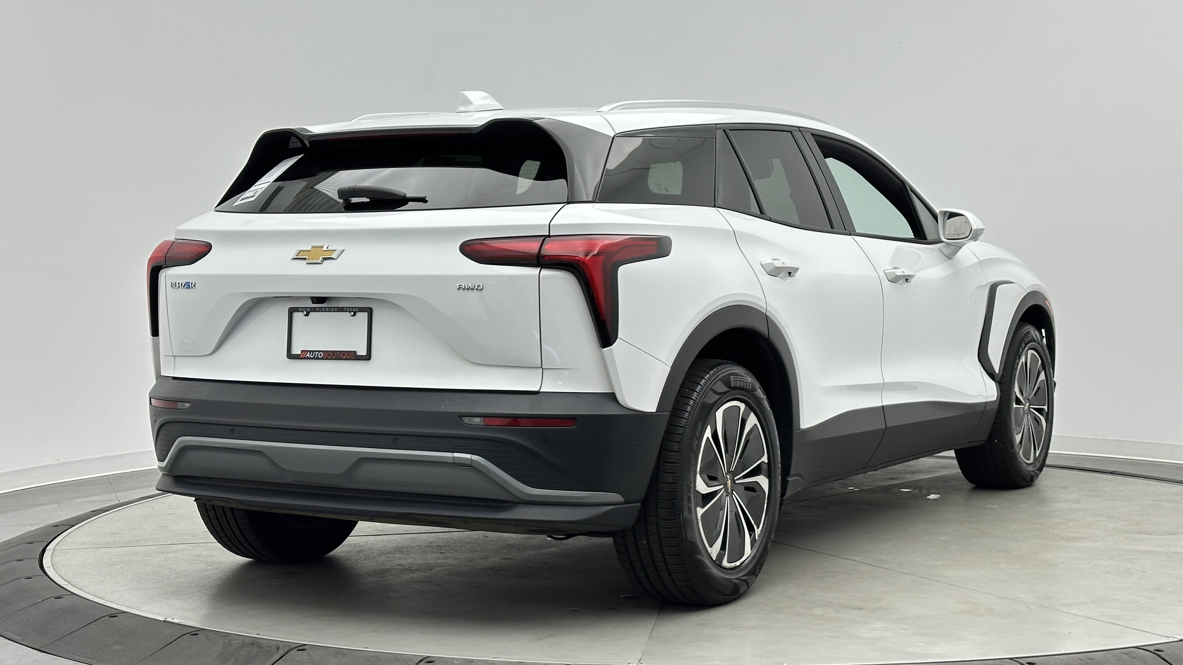 Used 2024 Chevrolet Blazer EV LT AWD/4WD image 10