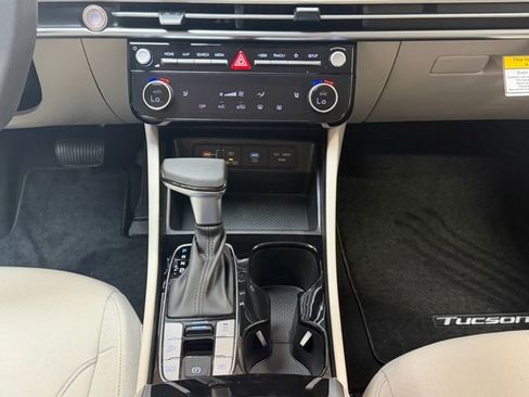 New 2026 Hyundai Tucson SEL FWD image 14