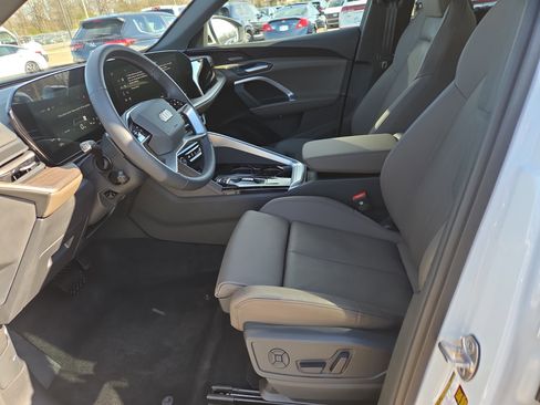 Certified 2025 Audi Q5 Premium Plus w/ Premium Plus image 5