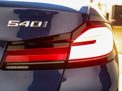 Certified 2023 BMW 540i w/ Premium Package image 12