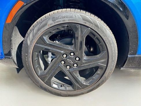 New 2026 Chevrolet Equinox EV RS AWD/4WD image 32
