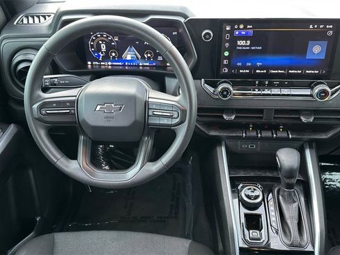 Used 2024 Chevrolet Colorado Trail Boss w/ Technology Package image 15