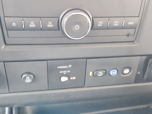 New 2025 Chevrolet Express 4500 w/ Power Convenience Package image 19