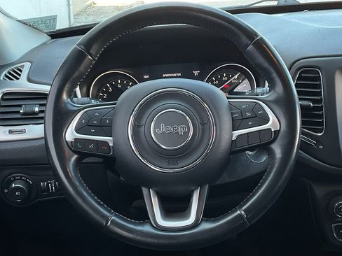 Used 2018 Jeep Compass Latitude w/ Popular Equipment Group image 20