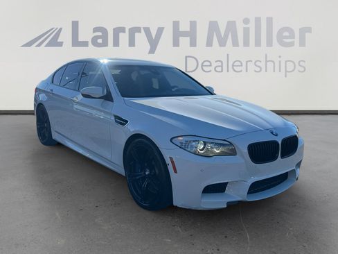 Used 2013 BMW M5 image 7
