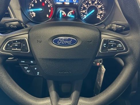 Used 2018 Ford Escape SE w/ Ford Safe & Smart Package image 35