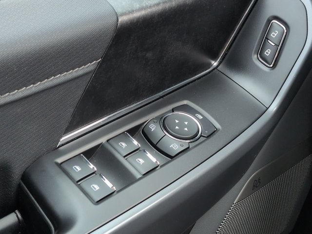 Used 2025 Ford F150 Lightning Flash AWD/4WD image 26