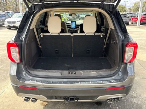 Used 2021 Ford Explorer Platinum w/ Equipment Group 601A image 33