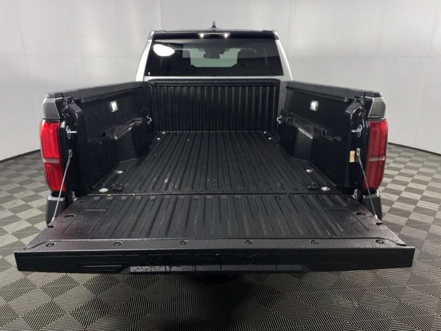 Used 2025 Toyota Tacoma SR w/ Towing Package AWD/4WD image 24
