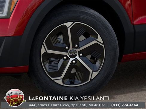 New 2025 Kia Niro EX image 9