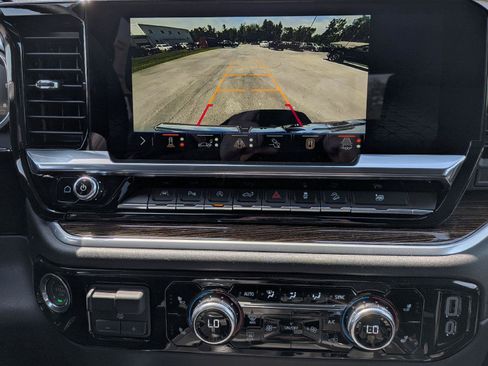 New 2026 GMC Sierra 1500 Elevation w/ Elevation Premium Package AWD/4WD image 17
