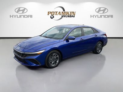 Used 2024 Hyundai Elantra SEL