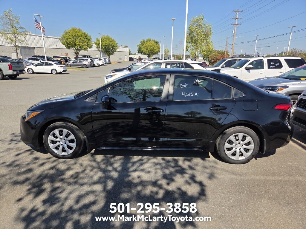 Used 2026 Toyota Corolla LE FWD image 7