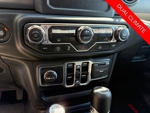 Used 2023 Jeep Wrangler Unlimited Sport AWD/4WD image 36