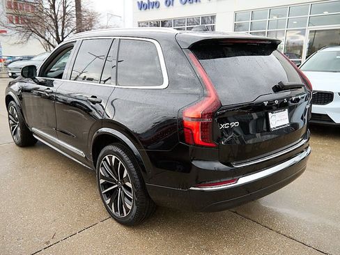 New 2026 Volvo XC90 B6 Plus w/ Protection Package Premier image 7