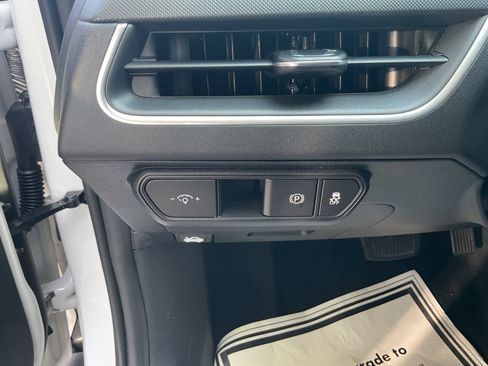 Used 2025 Kia K4 FWD image 18