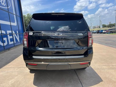 Used 2022 Chevrolet Tahoe Z71 w/ Luxury Package AWD/4WD image 6