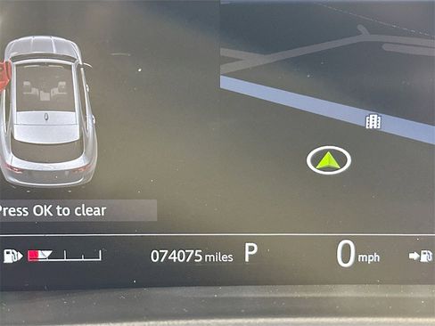 Used 2019 Jaguar F-PACE S image 13