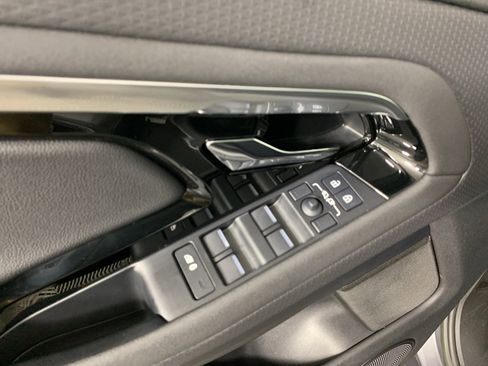Used 2023 Land Rover Range Rover Evoque S image 14