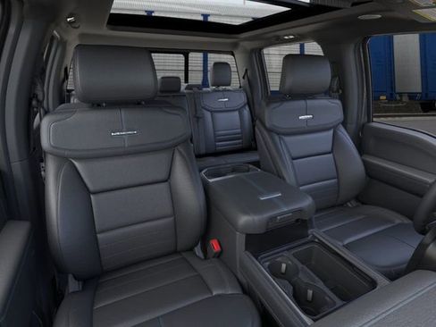 New 2026 Ford F350 Platinum w/ Tremor Off-Road Package image 10