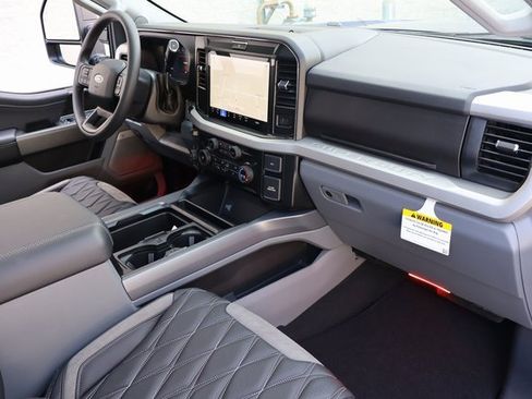 New 2026 Ford F250 XLT w/ XLT Premium Package image 40