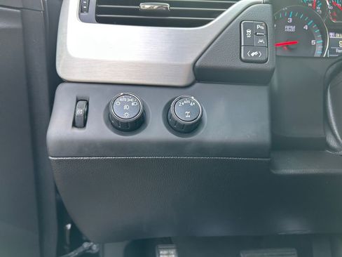 Used 2019 GMC Yukon SLT image 21