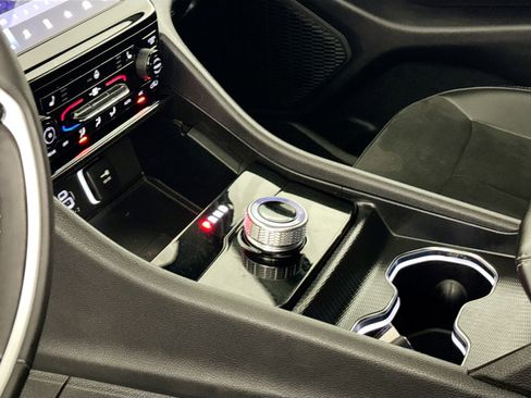 Used 2024 Jeep Grand Cherokee L Altitude image 28