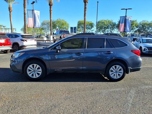 Used 2017 Subaru Outback 2.5i Premium image 8