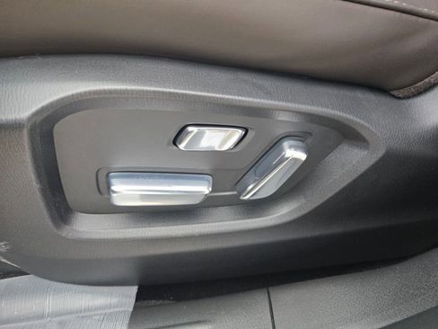 New 2025 MAZDA CX-5 Signature image 19